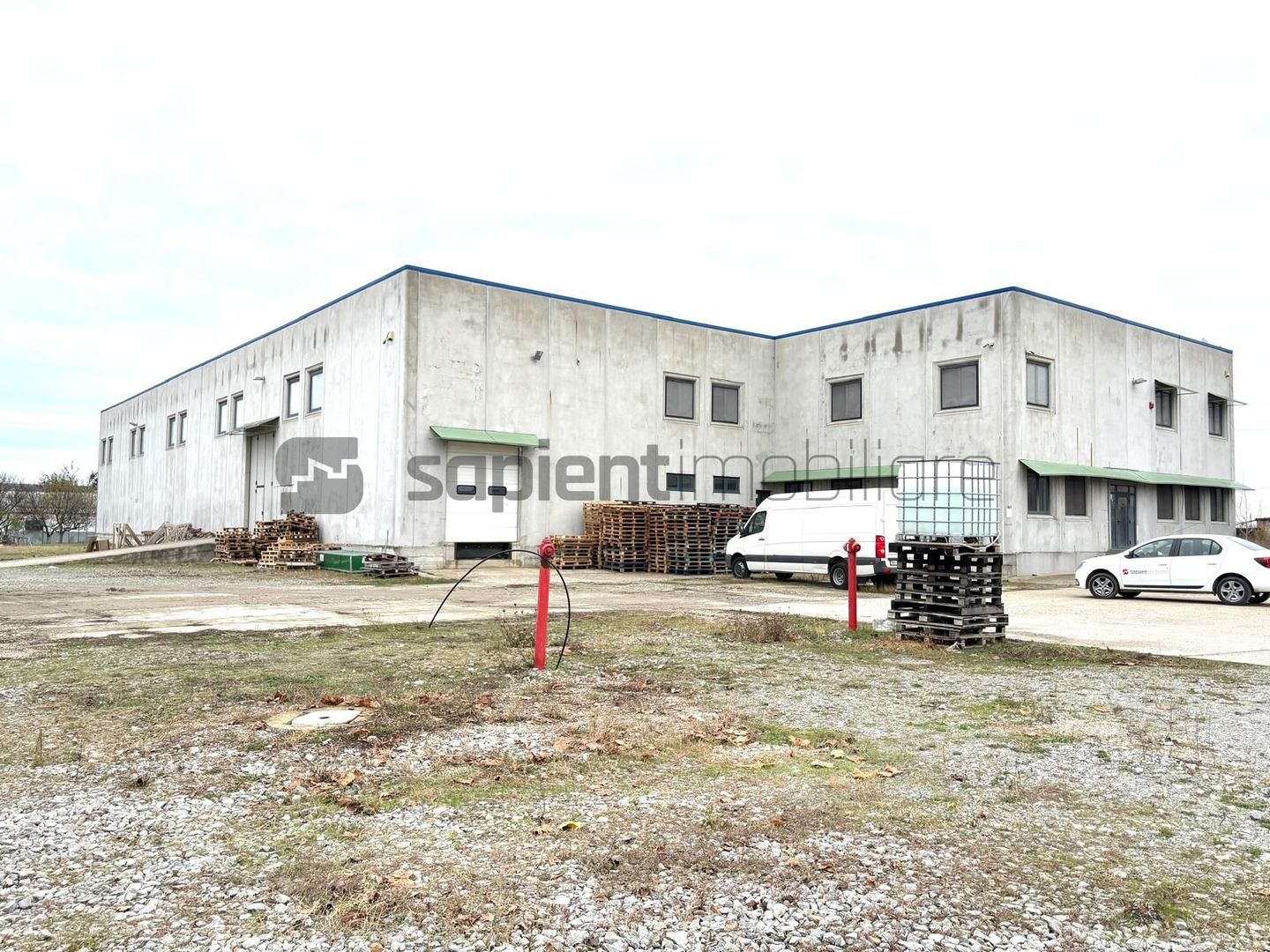 Sapient | Hală situata în com. Borș - Poză 1