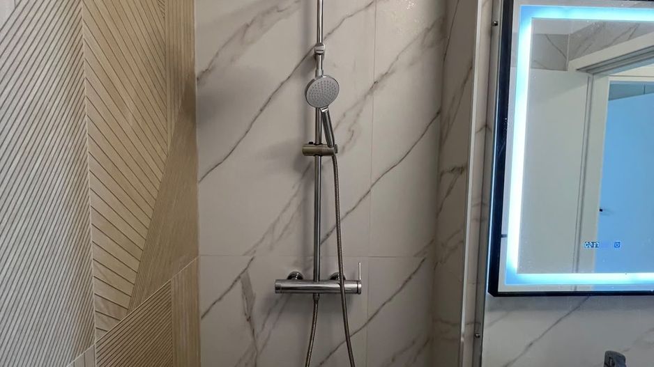 Apartament 2 camere Mamaia | Vedere frontală la lac | mobilat modern - Poză 15