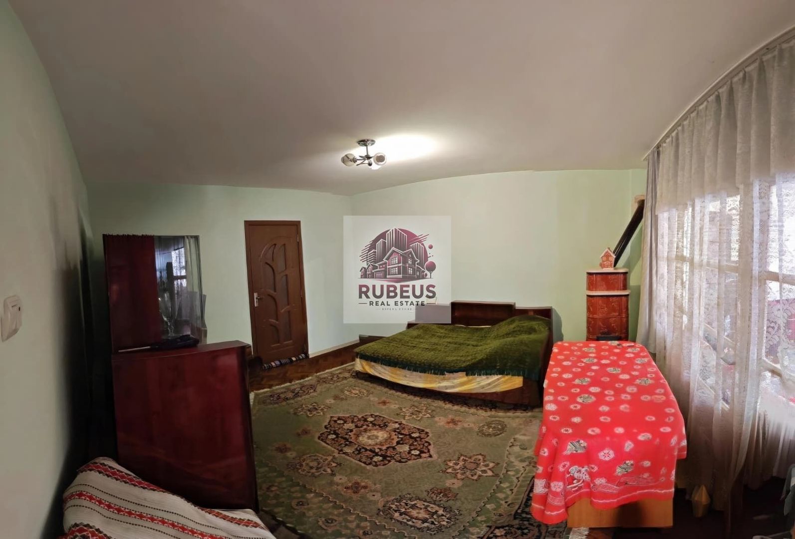 Casa cu personalitate in Calomfirescu – spatiu, liniste si teren gener - Poză 15