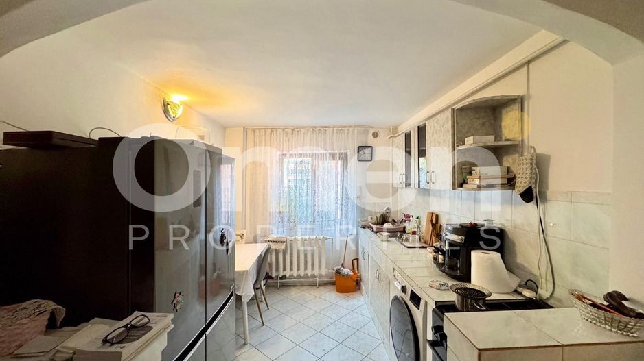 Apartament 3 camere de vânzare | zona Săsar | parter | curte privată | - Poză 6