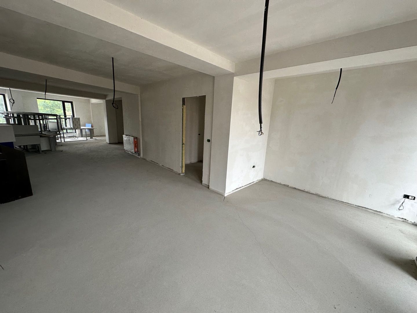 Cladire de birouri  Central pretabil activități medicale - Poză 19