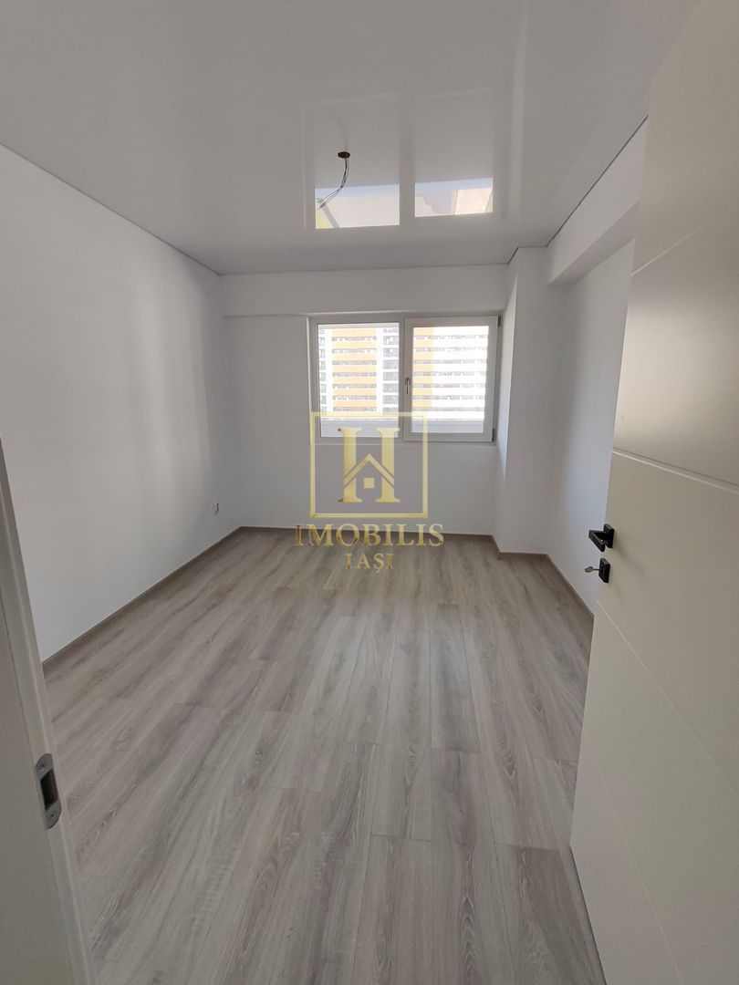 Apartament NOU 3 camere 89 mp Copou 145000 euro - Poză 4