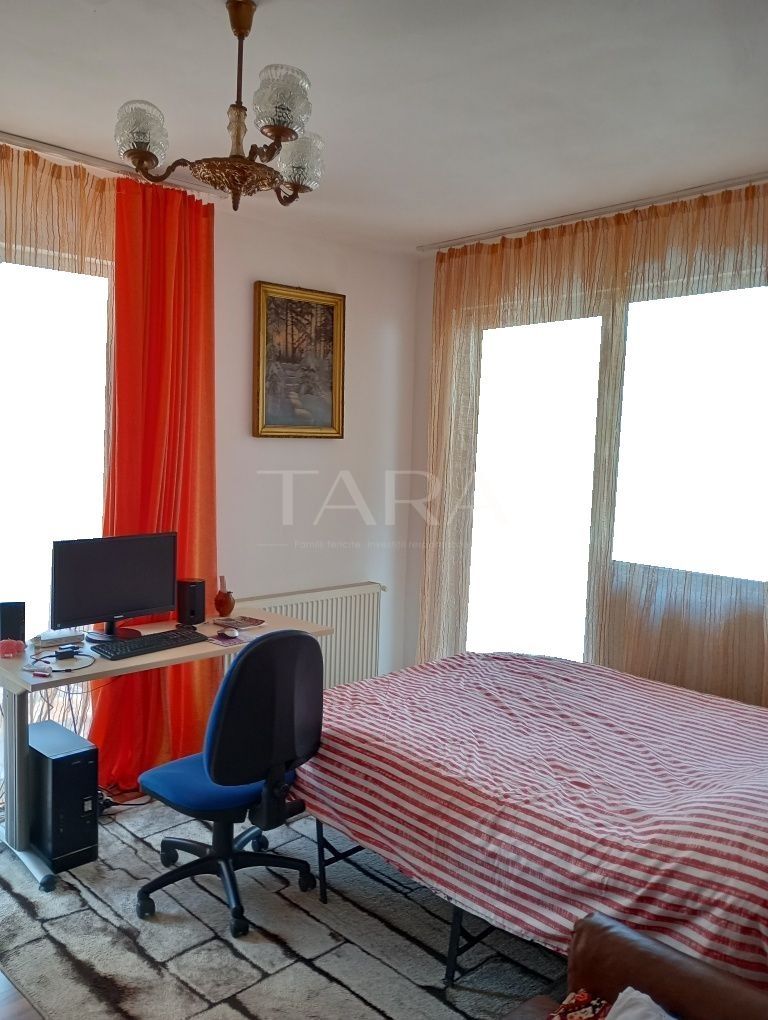 Apartament modern cu 2 camere decomandate in zona centrala Floresti. - Poză 1