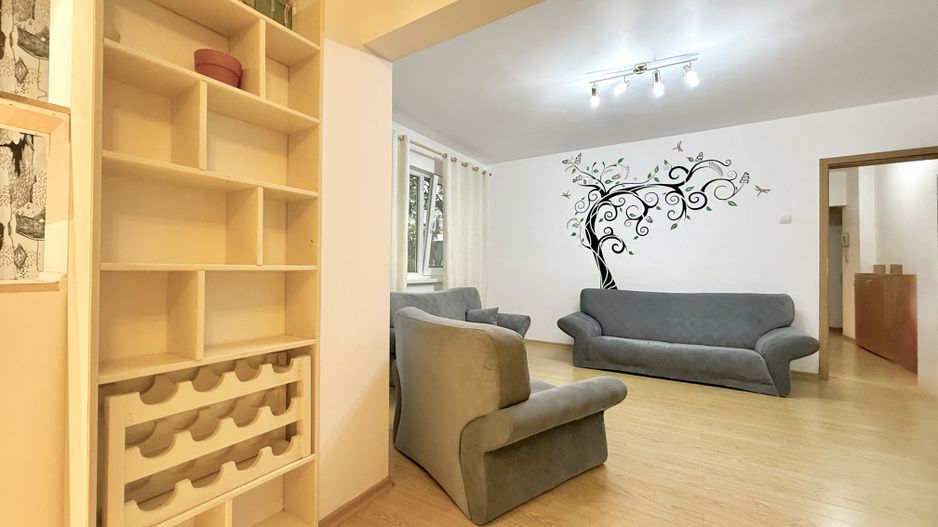 Apartament cu 3 camere în zona Gheorghe Lazăr - Poză 1