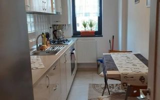 Vând apartament 2 camere decomandat - Poză 2