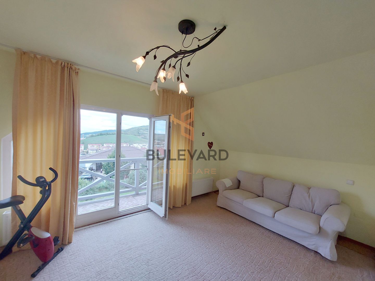 Casa individula cu teren de 1077 mp! - Poză 8