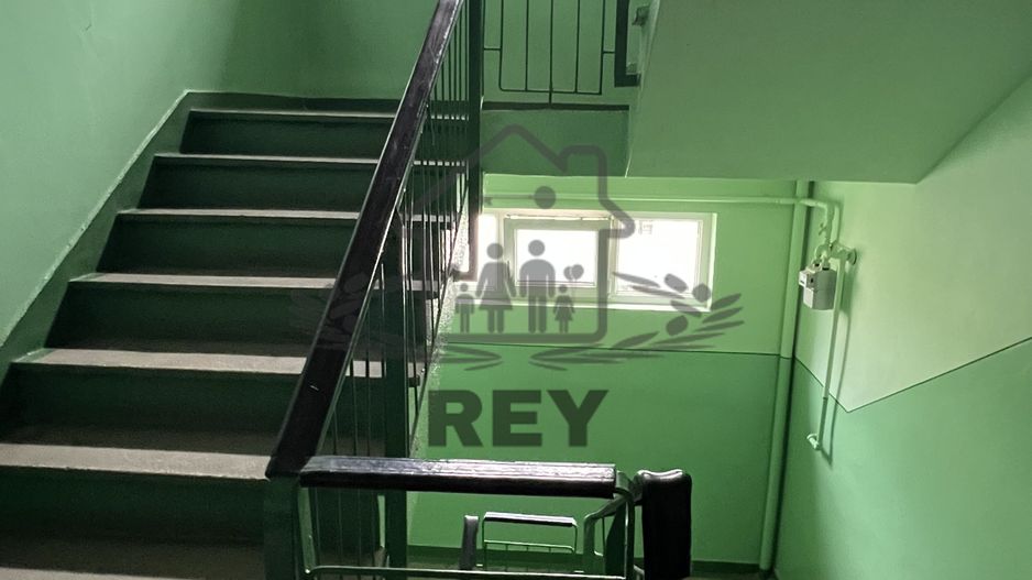 Apartament 3 camere nedecomandat ,bucătărie separată, Stefan cel Mare - Poză 16