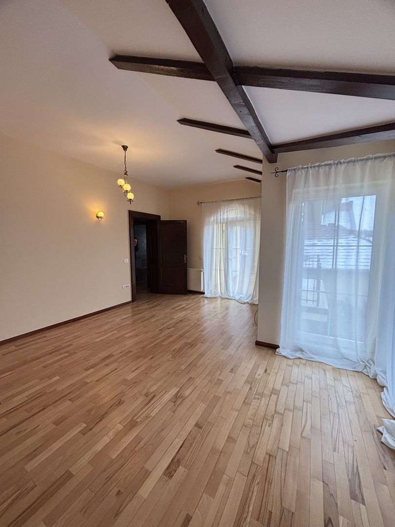 Vilă primitoare zona Modern - Poză 24