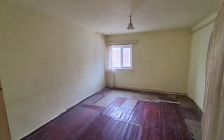 Casă de vânzare în cartierul Coiciu - Poză 8