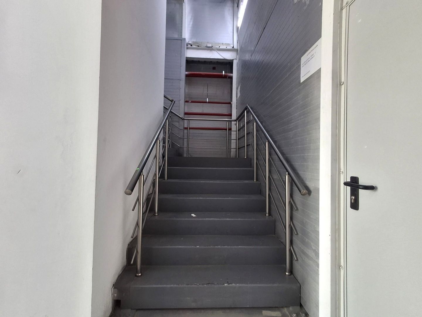 De Inchiriat Spatiu Comercial Stefanesti de Jos  - Center Stefanesti - Poză 17