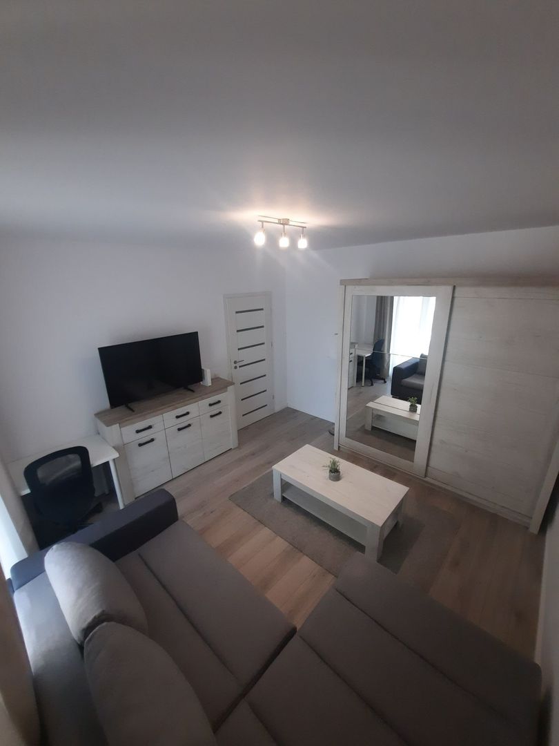 Închiriez apartament 2 camere Plaza residence Mall Plaza Romania - Poză 5