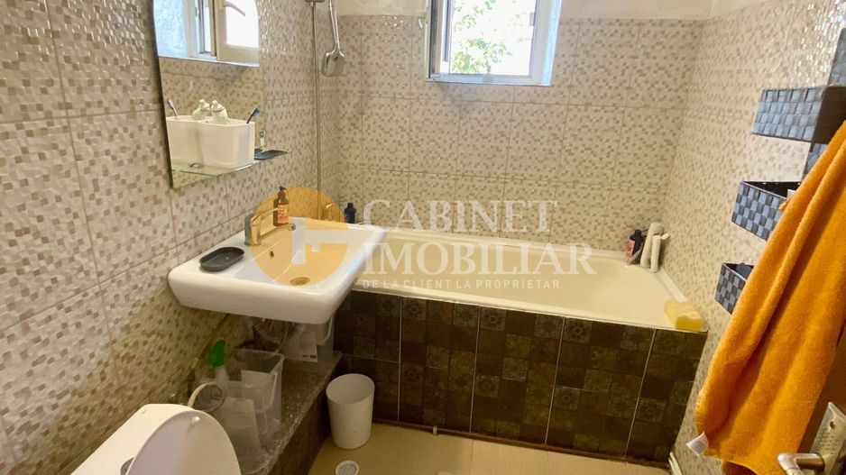 Apartament 2 Camere Decomandat 60 MP Bloc 1987 - Poză 5