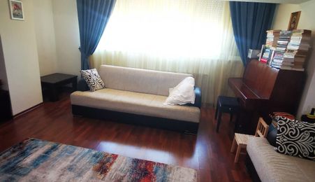 De vanzare apartament cu 3 camere, 91 mp - T-uri, str. Tecuci