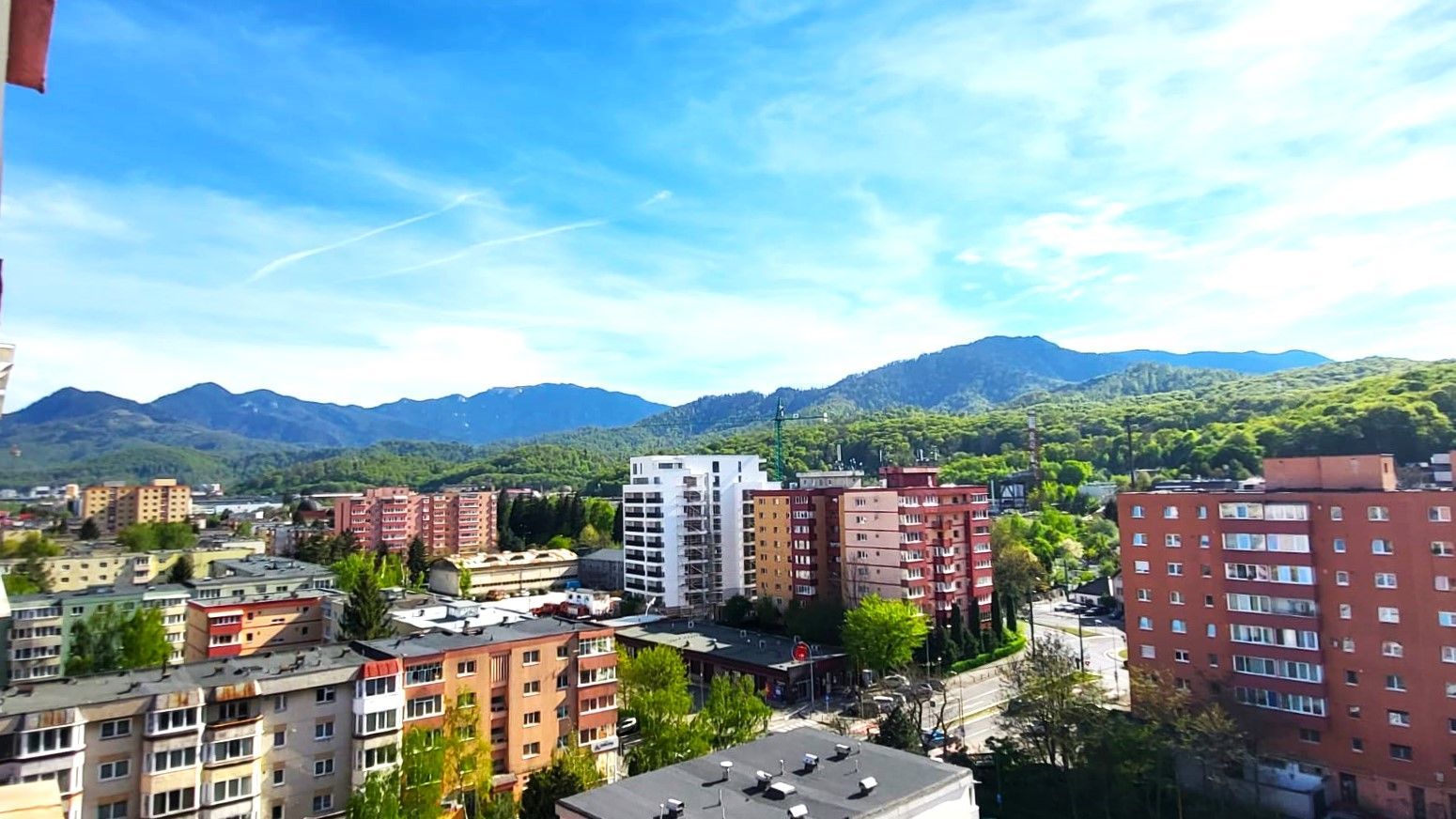 Exclusivitate - Zona Carpatilor, apartament decomandat, insorit, loc de parcare - Poză 19