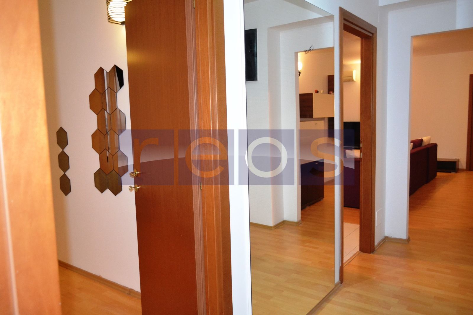 DE VÂNZARE APARTAMENT 3 CAMERE CENTRAL PARK - ZONA STEFAN CEL MARE - Poză 9