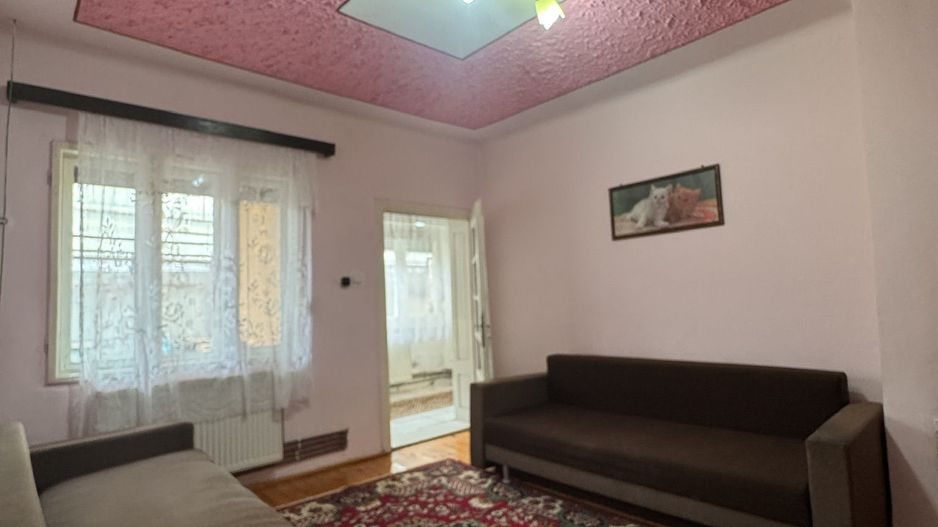 De vânzare Casă în Grădiște, curte + grădină proprie generoasă Arad - Poză 16