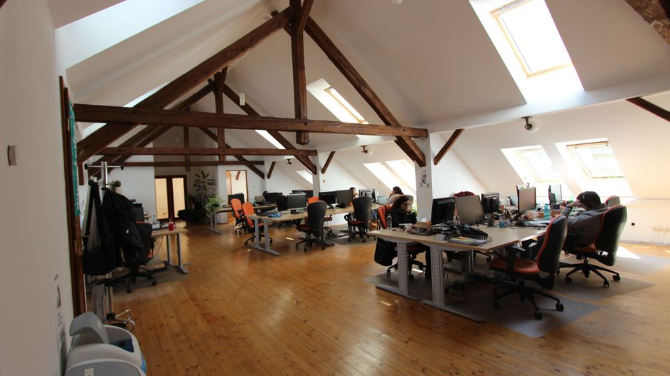 Spațiu birouri 282mp -Ultracentral- 3000 euro/luna+TVA - Poză 2