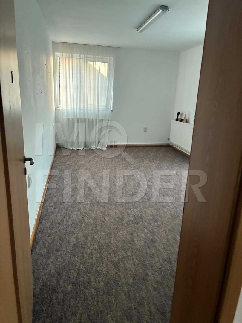 Vila  in Andrei Muresanu 600 mp  ,12 locuri de parcare - Poză 5