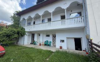 CASĂ 4 CAMERE TEREN 233 MP CENTRU CAMPULUNG - Poză 15