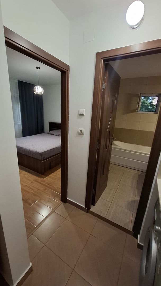 AP. 2 CAMERE- APARATORI, CENTRALA, MASINA DE SPALAT VASE, METROU - Poză 8