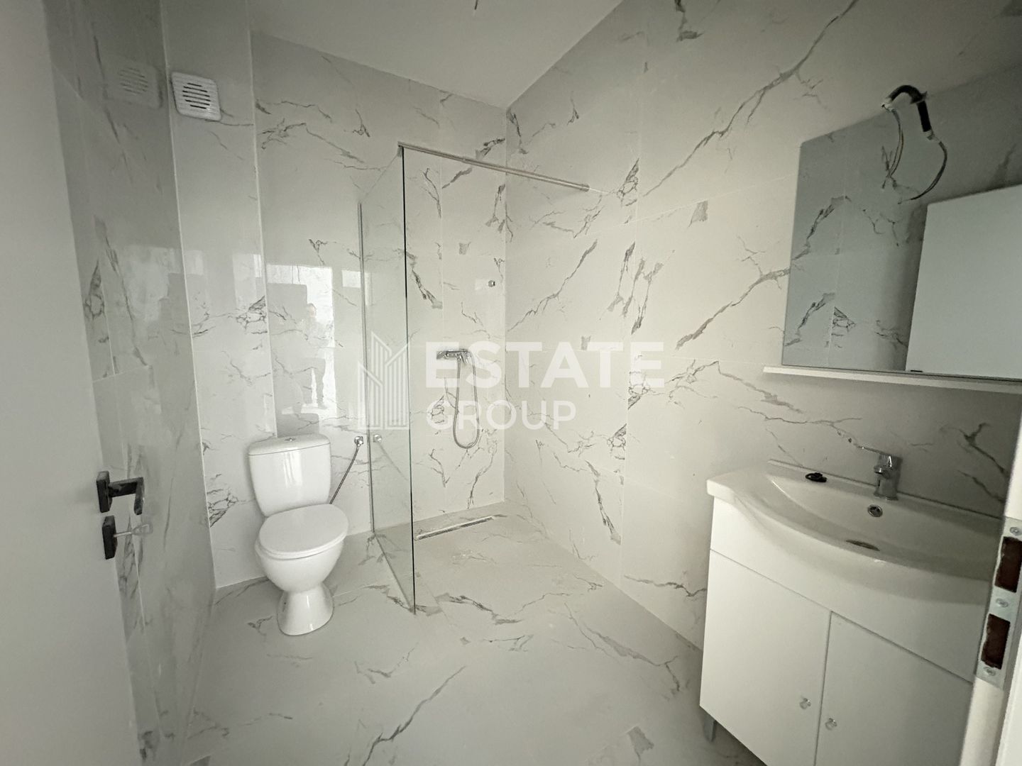 Apartament cu 3 camere in Giroc - Poză 5