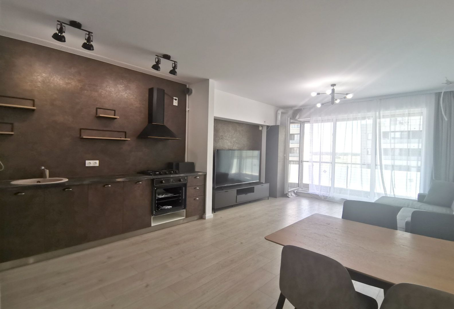 New Point-  2 camere  - Prima inchiriere - Poză 5