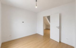COMISION 0! Duplex finalizat cu 5 camere si 3 bai. Panouri fotovoltaice. - Poză 6