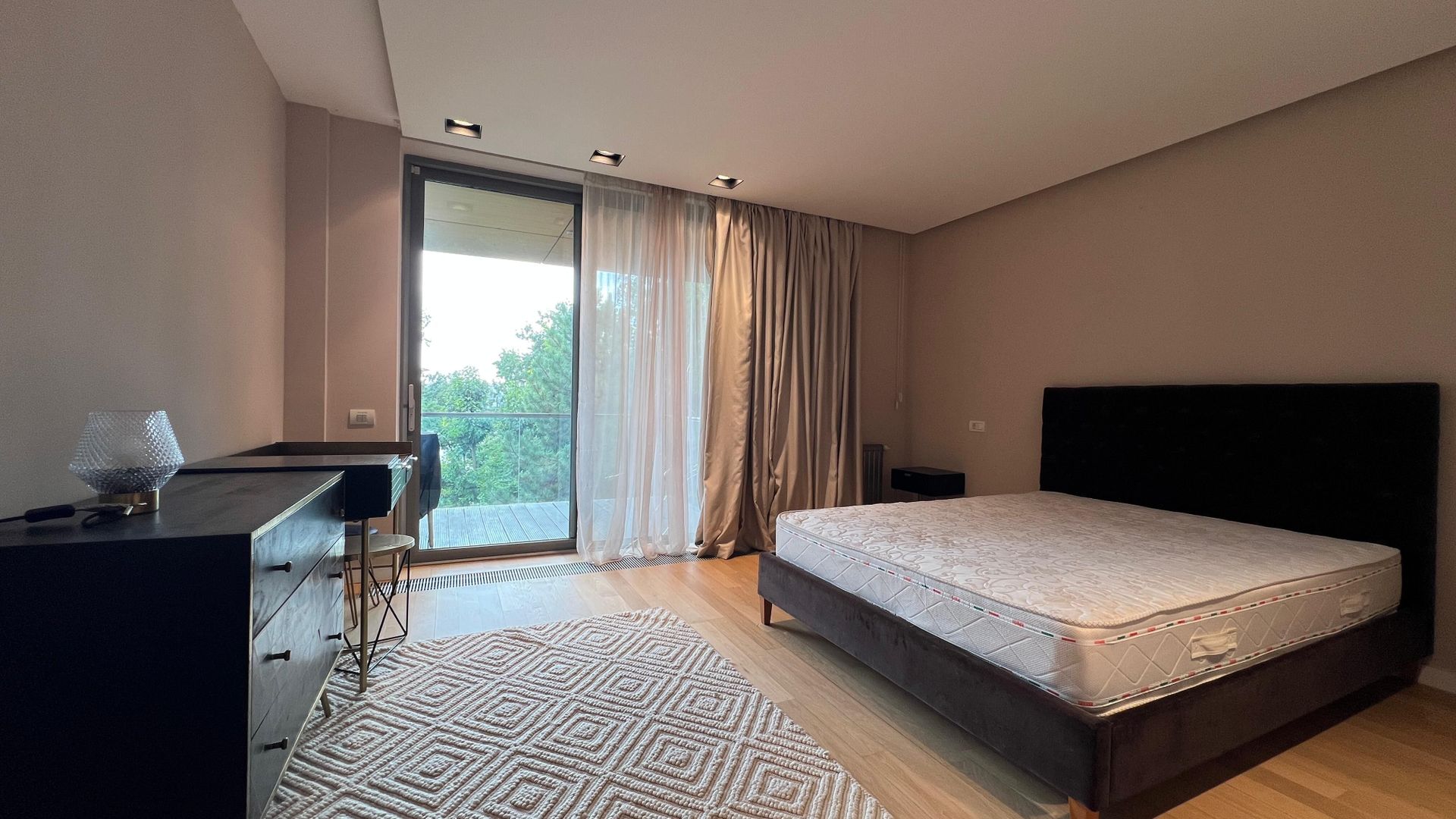 Penthouse 4 camere |  vedere catre lac | piscina privata si salata de fitness - Poză 13