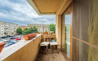 Apartament cu 3 camere în Alfa - Poză 3