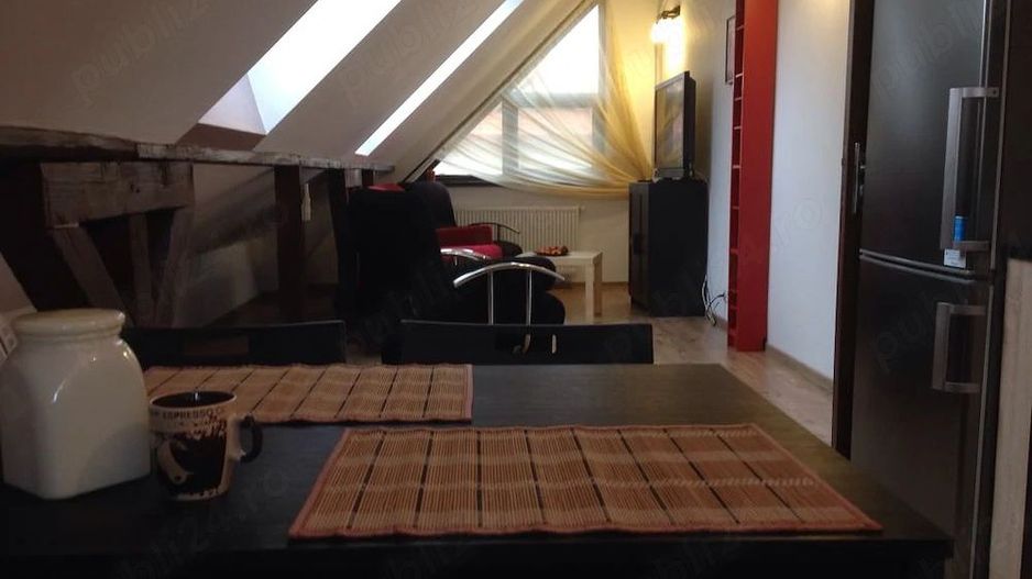 De vanzare Apartament 2cam, etaj 2 mansardat Branccoveanu - Poză 1