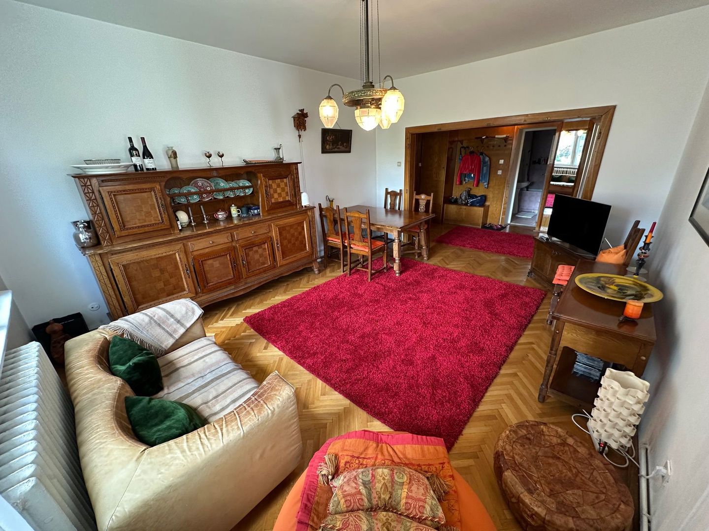 Apartament 5 camere in imobil tip asociatie zona Centrala - Poză 1