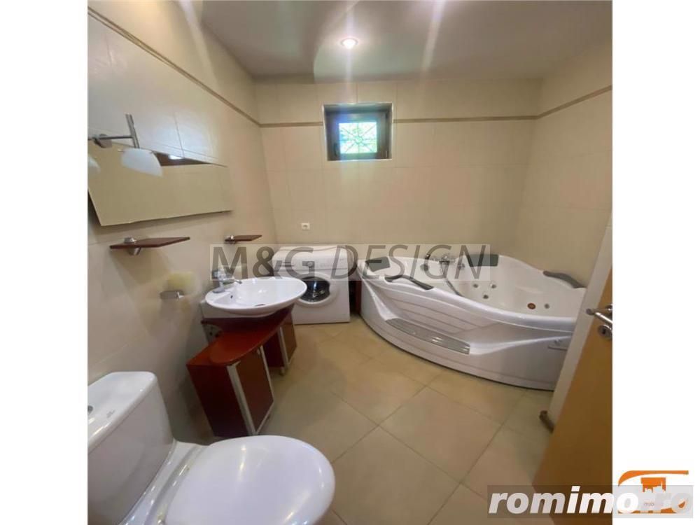 3 camere decomandat lux zona Medicina - CENTRALA PROPRIE - Poză 9
