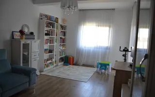Duplex Dumbrăvița 5 camere 300 mp teren   zona Socar - Poză 14