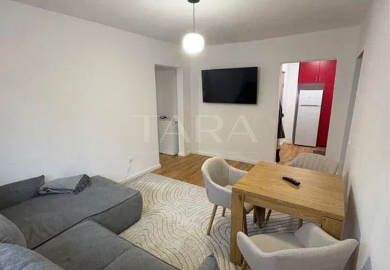 Apartament renovat cu 3 camere, în zonă liniștită și bine conectată. - Poză 2
