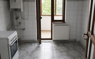 Etaj 1 Apartament 2 Camere Decomandat 59 MP Bloc 1986 Nicolina-Rond Vechi - Poză 6