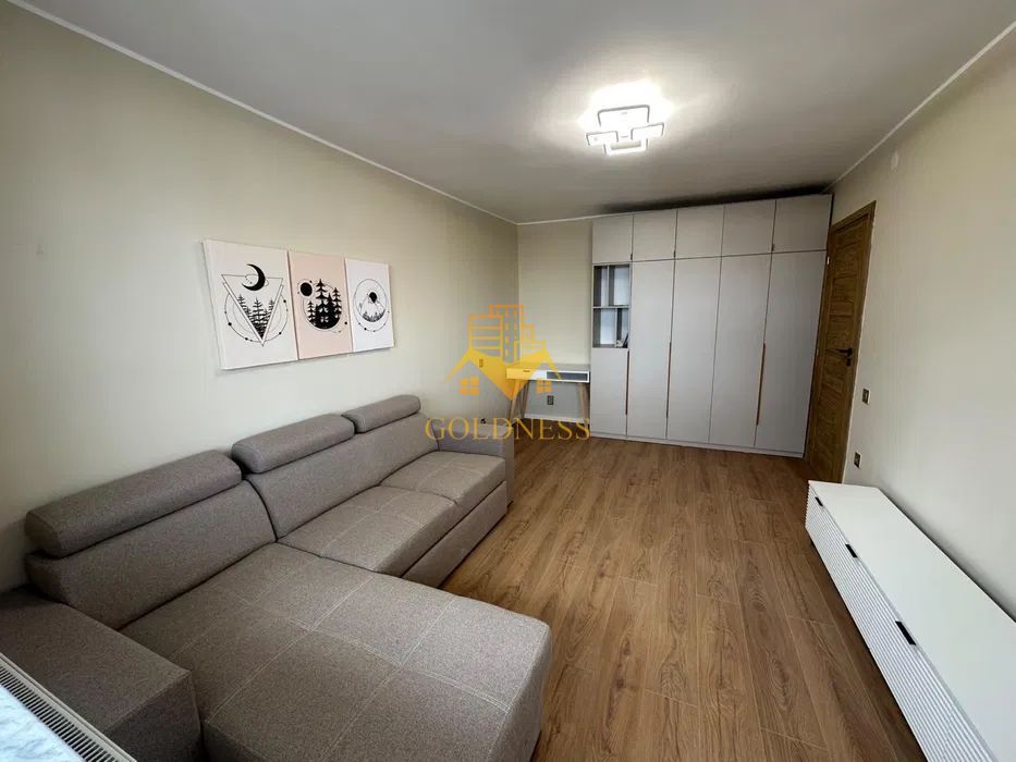2 camere decomandate, Modern, Totul Nou, Mehedinti, Manastur - Poză 1