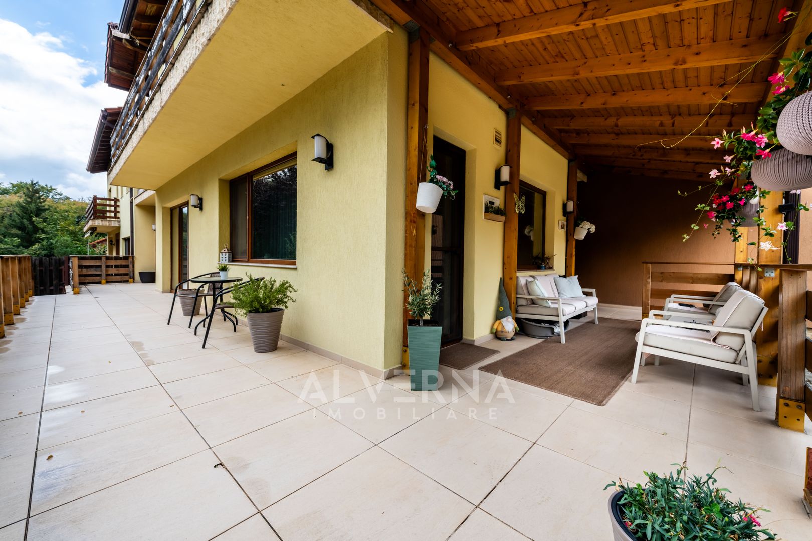 Casa individuala 268mp | 4 dormitoare + studio | 1100mp teren | Faget - Poză 34