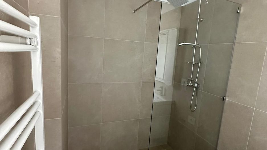 Apartament deosebit 2 camere Mamaia - Poză 3