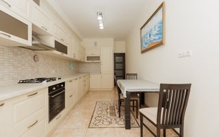 Chirie, apartament, 3 camere, str. Sfatul Ţării, Centru - Poză 1