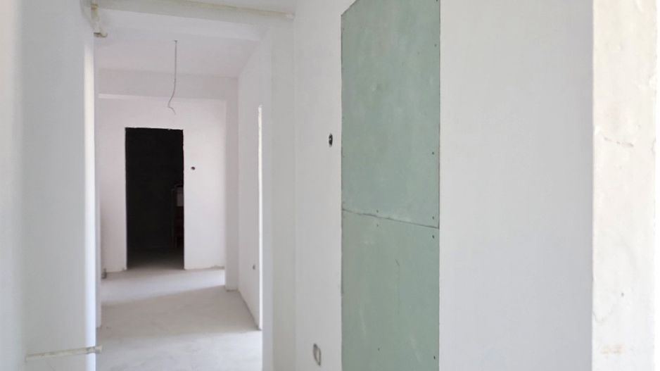Apartament cu 3 camere, 2 bai, bloc NOU, zona CRUCEA GARII - TRIBUNAL; - Poză 6