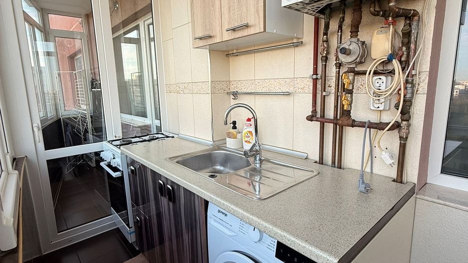 AP. 2 CAMERE PIATA SUDULUI, BLOC NOU - 80 MP, METROU 8 MINUTE, LUX - Poză 9