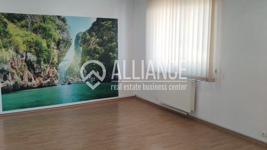 Centru(cod04)-Spatiu birou 70 mp - Poză 1