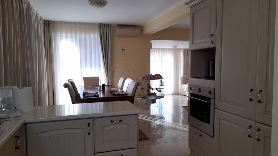 Casa cu 3 dormitoare, centrala gaz, in Cartierul Grigorescu, Oradea - Poză 6
