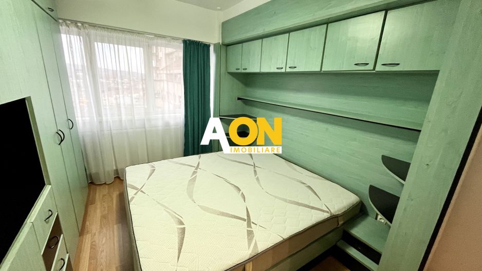 Apartament cu 2 Camere, Etaj Intermediar, Zonă Ultracentrală - Poză 4