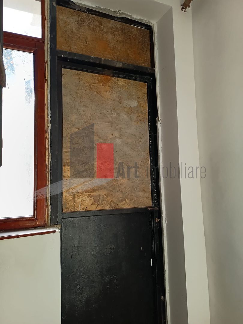 Vila  de inchiriat recent renovata - Poză 36