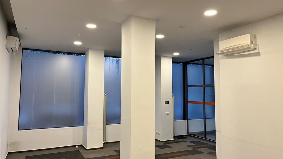 Spatiu comercial la artera - Poză 4