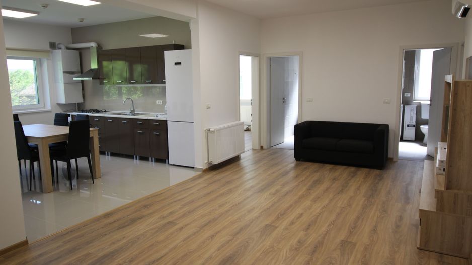 Apartament 4 bedrooms for rent close to Medicina - Poză 1