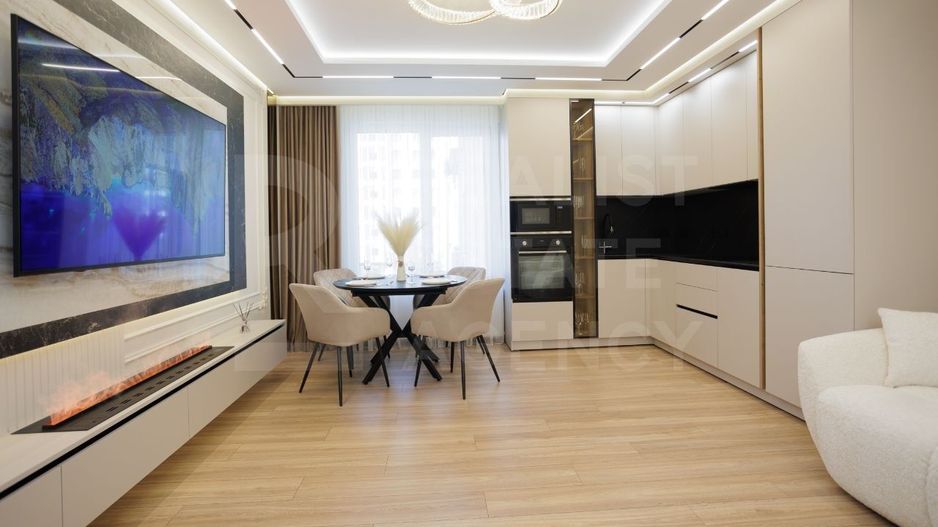 Vânzare apartament 3 camere 72 mp, str. Ioana Radu, Buiucani - Poză 2