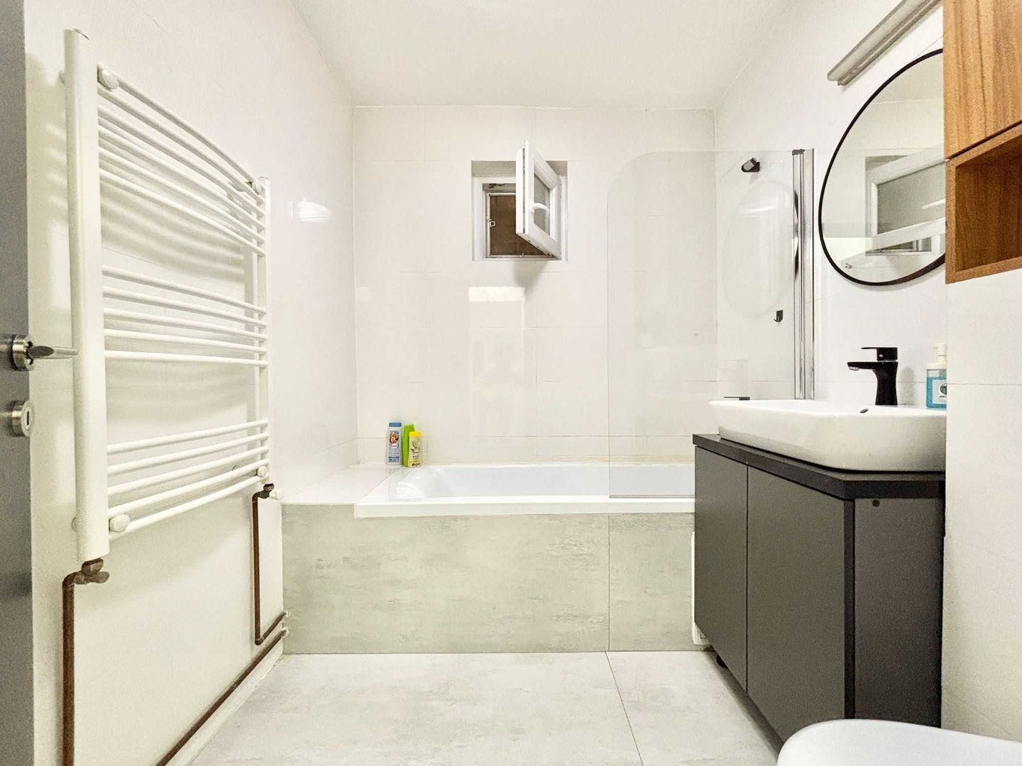 Circumvalatiunii | 3 Camere | Renovat Integral | Amenajat Modern. - Poză 8