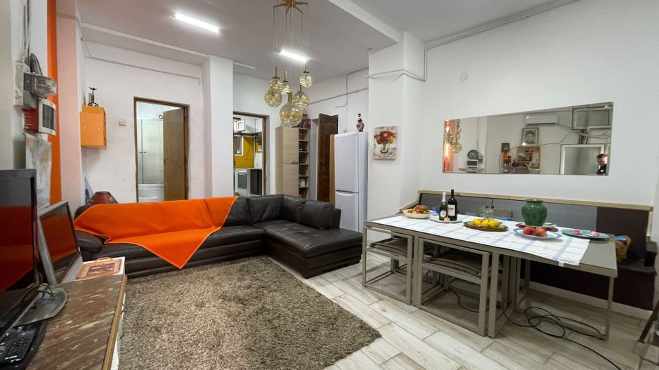 Vila solida P+1 situata in zona Eminescu - strada Vasile Lascar - Poză 2